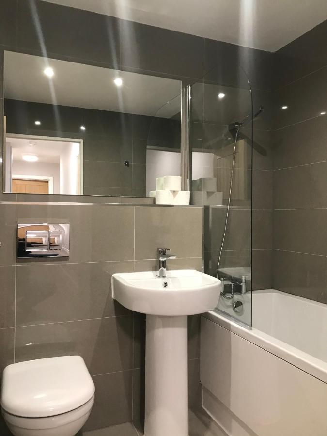 Apartments Heathrow - Hounslow Cranford 외부 사진