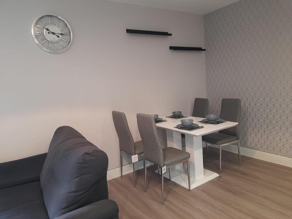 Apartments Heathrow - Hounslow Cranford 외부 사진